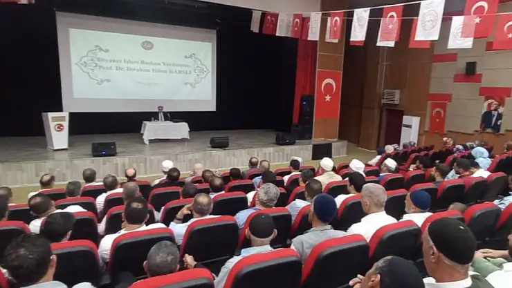 Aidiyet, sorumluluk ve rehberlik: Diyanet'ten Ağrı'da güçlü mesaj