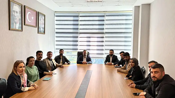 Ak Parti Bitlis İl Başkanlığı, Tanıtım ve Medya Birim Başkanları Toplantısı'na Katıldı