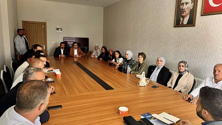 AK Parti Bitlis Teşkilatı Seçim Hazırlıklarını Masaya Yatırdı