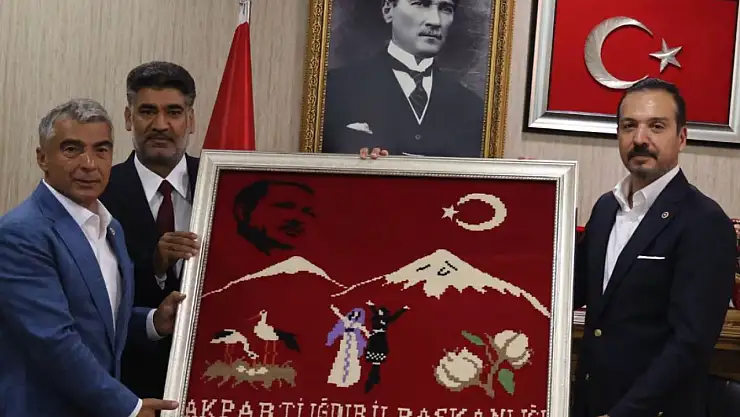 AK Parti Genel Başkan Yardımcısı Kürşad Zorlu, Iğdır'da Çeşitli Temaslarda Bulundu