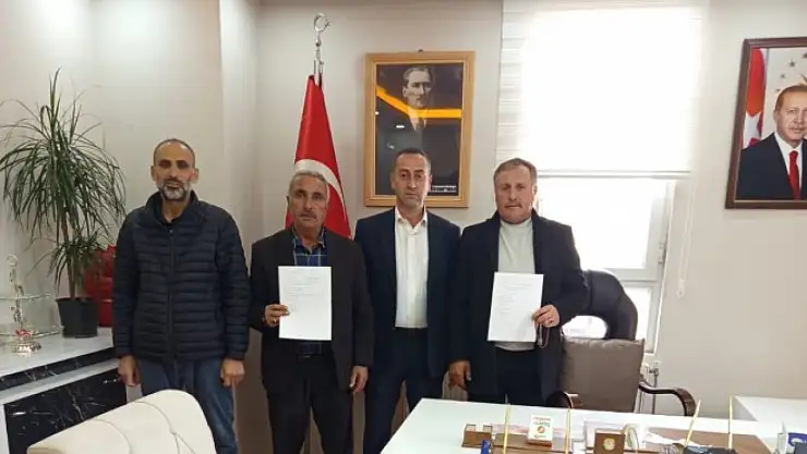 AK Parti Güroymak İlçe Başkanlığı'nda Nöbetçi Başkanlık Uygulaması Sürüyor