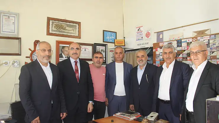 Ak Parti heyeti, Karaköse Haber Doğubayazıt Temsilciliği'ni ziyaret etti