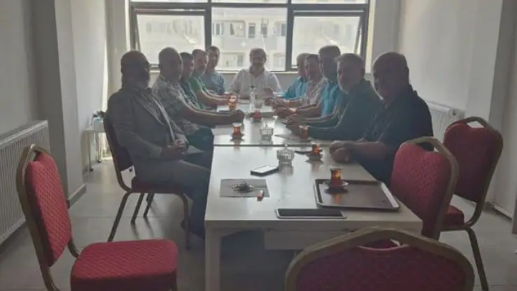 AK Parti Iğdır İl Teşkilatı Yerel Yönetimler Toplantısında Bir Araya Geldi