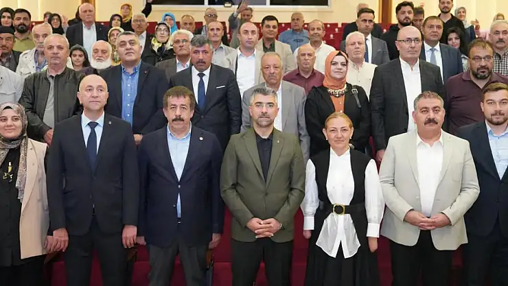 AK Parti Palandöken'de Yerel Sorunlar İçin Danışma Toplantısı Gerçekleştirdi