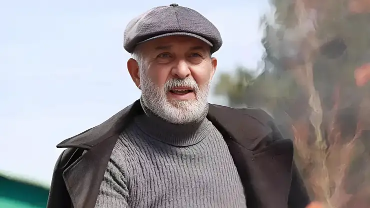 Ali Sürmeli Evli mi? Ali Sürmeli hangi dizi ve filmlerde oynadı?