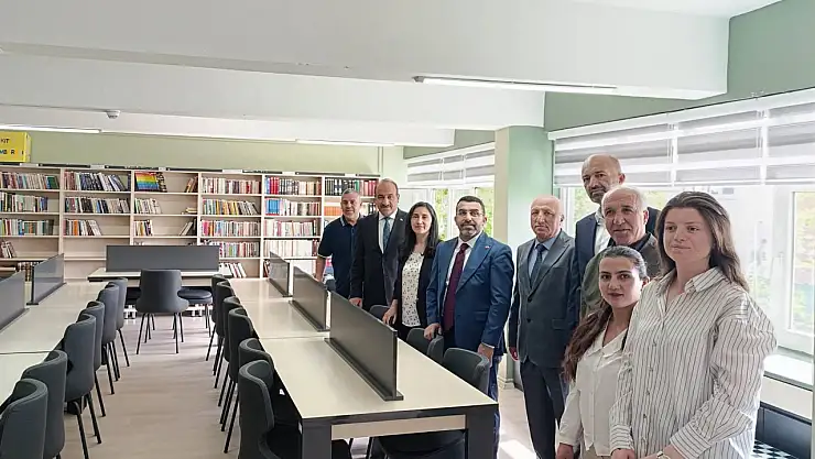 Alparslan Anadolu Lisesi Kütüphanesi Öğrencilerin Hizmetine Sunuluyor