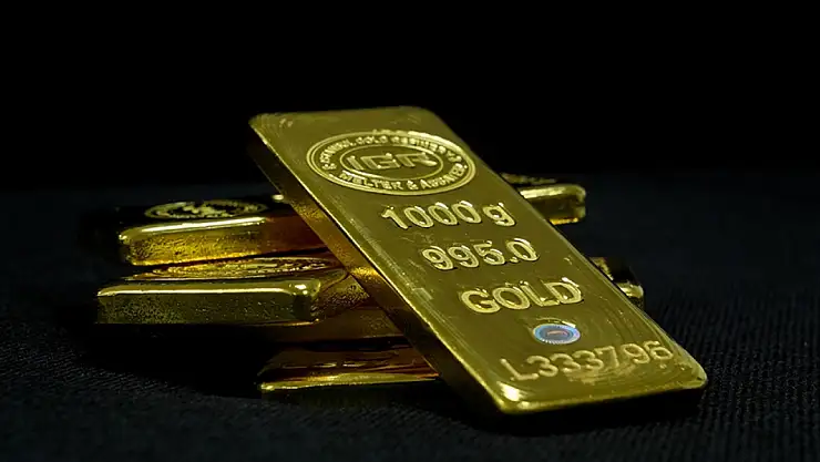 Altın 46 yılın en büyük yükselişine koşuyor