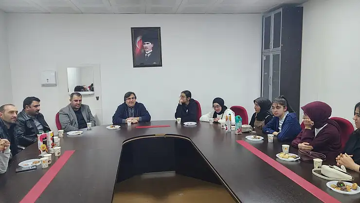 Alvarlı Efe Anadolu Lisesi'nde Kariyer Buluşmaları Gerçekleşti