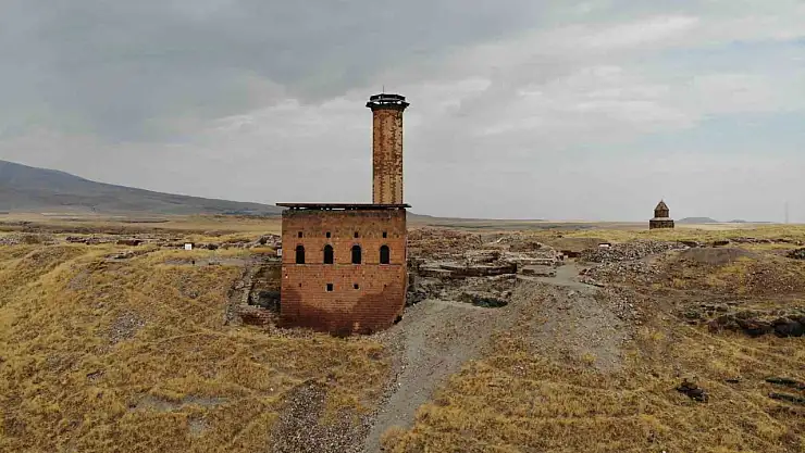 Anadolu'nun ilk Türk camisi Ebul Menüçehr, tarihi ve mimarisiyle göz kamaştırıyor