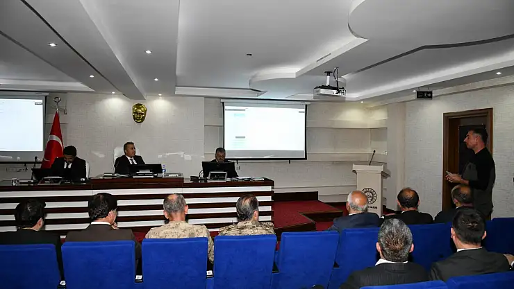 Erzurum Orman Bölge Müdürü Karakurt, Ardahan'da ormancılık faaliyetlerini değerlendirdi