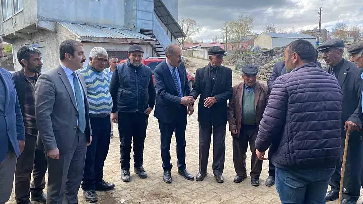 Arpaçay'da Barış Rüzgarı Husumetli Aileler Kucaklaştı