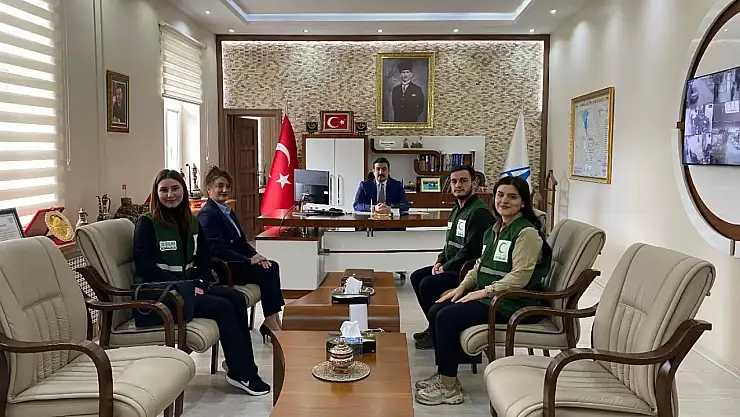 Arpaçay'da Yeşilay'dan Kaymakam Akköz'e Ziyaret