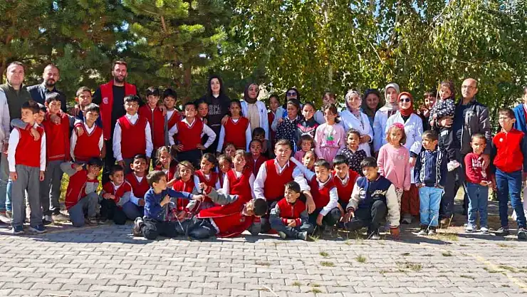 Aşkale'de Ulaşılmadık Çocuk Kalmasın Etkinlikleri ile Çocuklara Neşe ve Spor Dolu Günler Sunuluyor