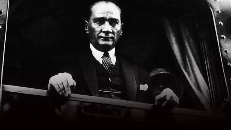 Atatürk büyüyünce ne olmak istiyordu?