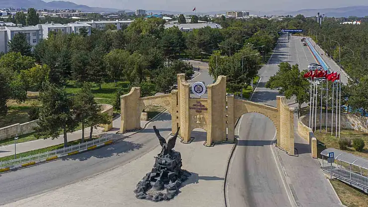 Atatürk Üniversitesi DUS'ta Gurur Duyulan Başarıya İmza Attı