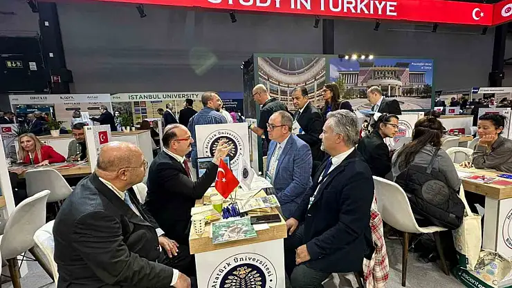 Atatürk Üniversitesi, EAIE 2025 Fuarı'nda uluslararası eğitim iş birliklerini güçlendiriyor
