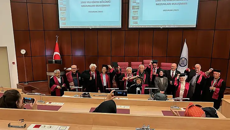 Atatürk Üniversitesi Kimya Mezunları 40. Yılında Nostaljik Buluşma Gerçekleştirdi