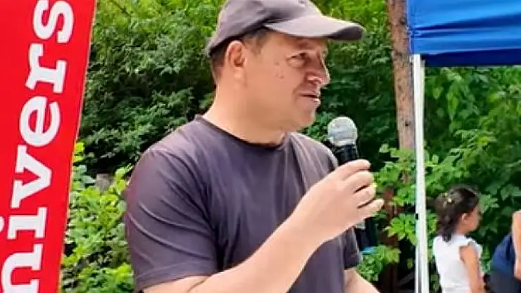 Atatürk Üniversitesi'nde Ebru Sanatı Atölyesi: Geleneksel Sanatın Büyüleyici Dünyası Keşfedildi