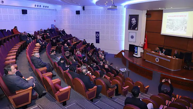 Atatürk Üniversitesi'nde Ermenilerin Erzurum'a Yönelik Talepleri Paneli Düzenlendi