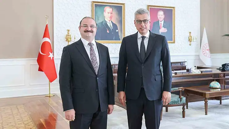 Atatürk Üniversitesi'nden Sağlık Bakanı ile stratejik sağlık iş birlikleri görüşmesi