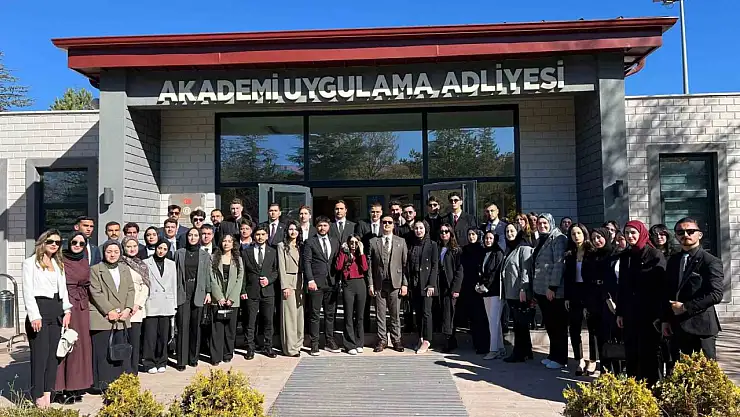 Atatürk Üniversitesi Öğrencileri Ankara'da Yüksek Yargı ile Buluştu: Teknik Gezi Mesleki Vizyonları Geliştirdi