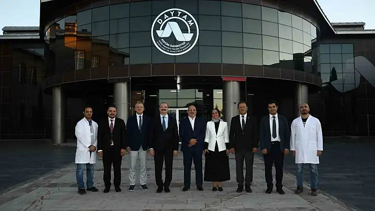 Atatürk Üniversitesi ve EVYAP'tan iş birliği vurgusu: Gelecek nesillere destek sözü verildi