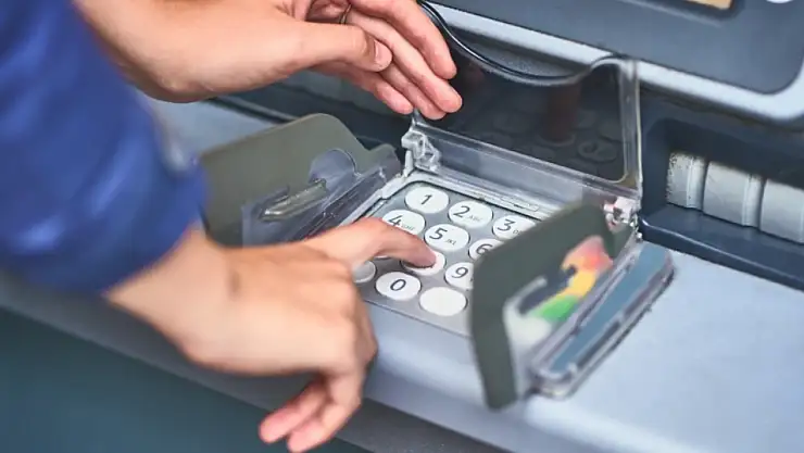 ATM'lerde Para Çekme ve Yatırma İşlemlerinin Limitleri Değişiyor mu?