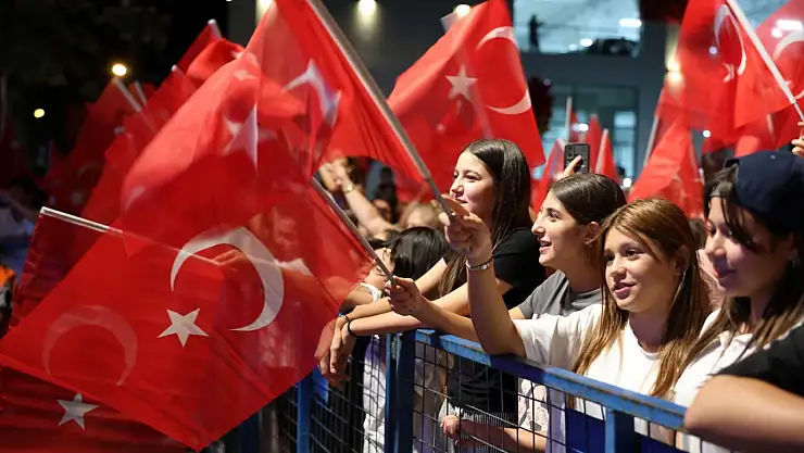 Aydın Büyükşehir Belediyesi'nden Zafer Bayramı Coşkusu: Etkinlikler Tüm Hızıyla Devam Ediyor!