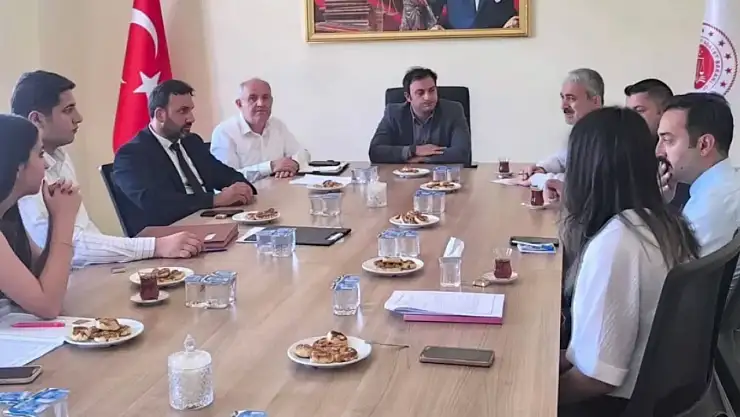 Bağımlılıkla Mücadelede İş Birliği: Van'da Önemli Toplantı Gerçekleşti