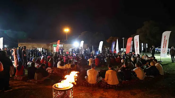 Bakan Bak, Muş'ta 1 milyon yatak kapasiteli yurt ve spor yatırımlarını duyurdu