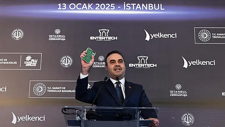 Bakan Kacır'dan Özgür Özel'e 'KAAN'ın Kartı' ile yanıt