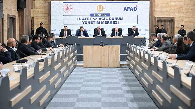 Bakımevleri yemek artıklarıyla mamalarını üretmeli, sahipsiz hayvanlar için önlemler şart!