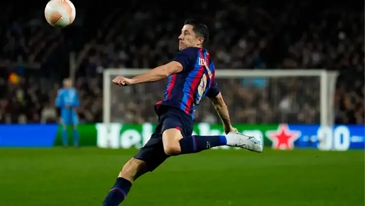 Barcelona'da Lewandowski yıllık ne kadar kazanıyor, kaç milyon euro? Lewandowski Barcelona maaşı ne kadar?