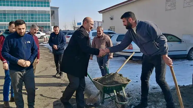 Başarılı Müdür gözyaşları ile uğurlandı