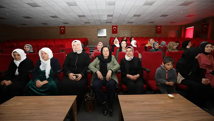 Başkale Belediyesi'nden Anneler Günü'ne Özel Etkinlik
