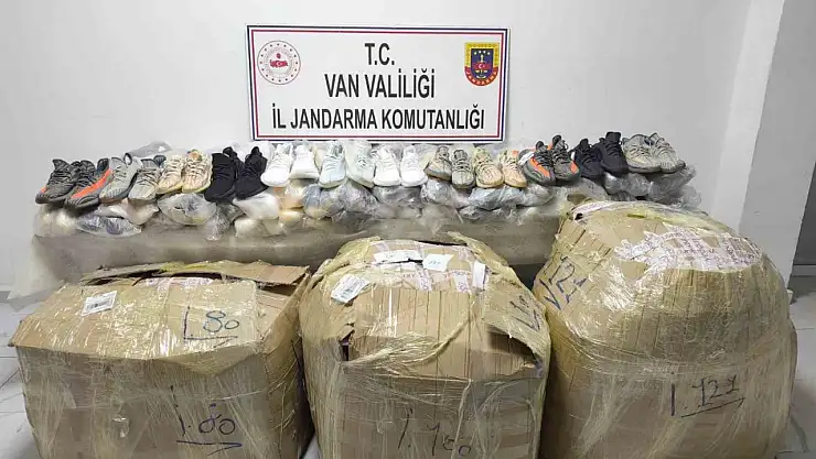 Başkale'de 2,4 milyon TL'lik gümrük kaçağı malzeme ele geçirildi