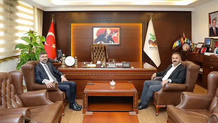 Başkan Tanğlay'dan Mutki Belediyesine Ziyaret
