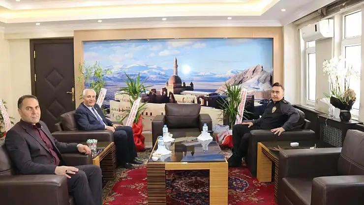 Başkan Yakut'tan Emniyet Müdürü Önder'e hayırlı olsun ziyareti
