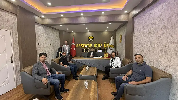 Başkan Yıldız ve Milletvekili Kilerci'den Ağrı Spor'a moral ziyareti