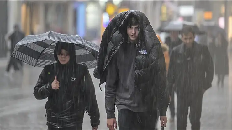 Batı Karadeniz'de fırtına, Doğu ve Güneydoğu'da kar alarmı