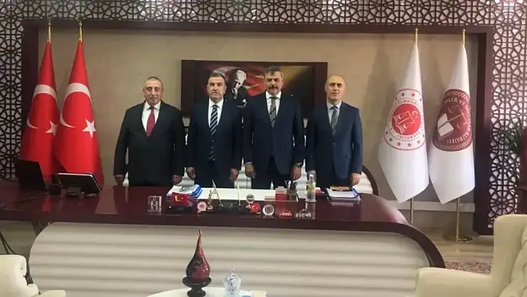 Bayburt Valisi Eldivan'dan Erzurum Bölge Adliye Mahkemesi'ne Ziyaret