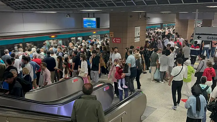 Bayramda demir yolları dolup taştı: 2,8 milyon yolcu taşındı