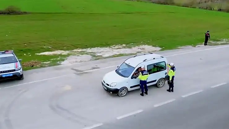 Bayramda kemersiz yolculuğa geçit yok 17 bin sürücüye ceza