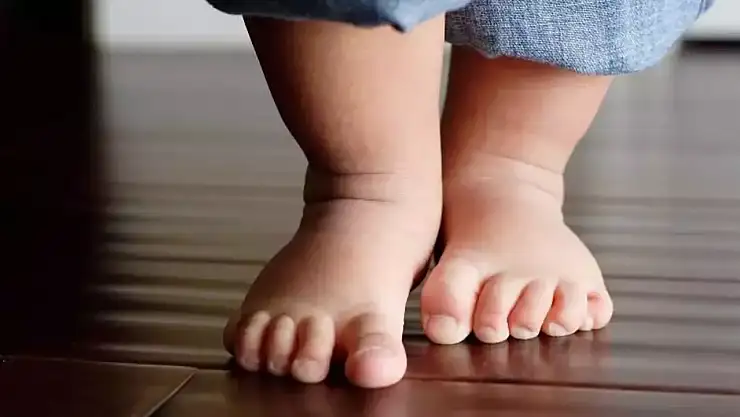 Bebeklerin Parmak Uçları Neden Kahverengi Olur?