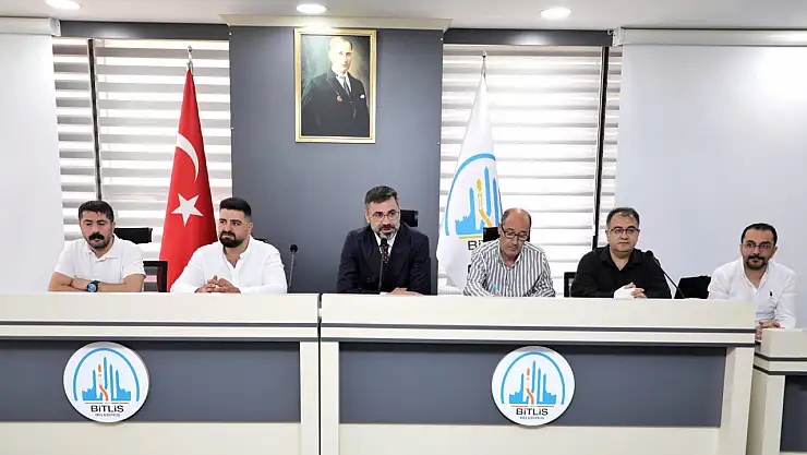 Bitlis Belediyesi, Meclis Toplantısı'nda Şehir Gelişimi İçin Önemli Kararlar Aldı