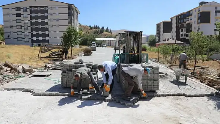 Bitlis Belediyesi'nden Hüsrevpaşa Mahallesi'nde Yol Konforunu Artıran Çalışma