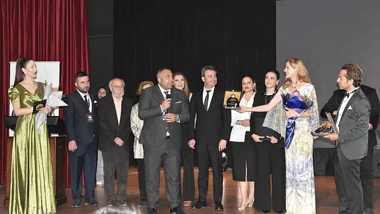 Bitlis Beş Minare 1. Uluslararası Film Festivali Ödül Töreniyle Muhteşem Final Yaptı