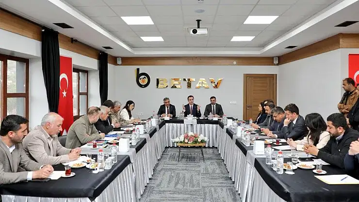 Bitlis Beşminare Uluslararası Film Festivali İçin Hazırlık Toplantısı Gerçekleştirildi