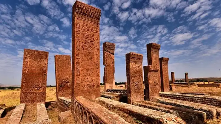 Bitlis: Doğanın Güzellikleri ve Tarihi Zenginlikleriyle Dolu Gezi Durakları
