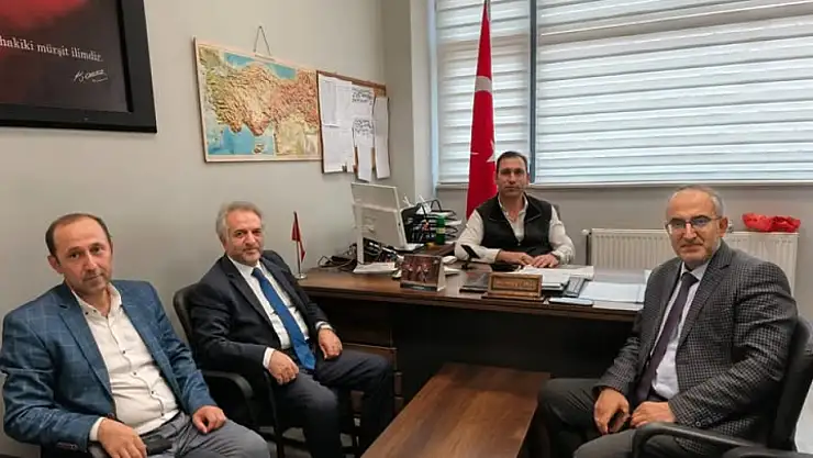 Bitlis İl Müftüsü Kadir Koçak'tan Milli İrade Okulu'na Ziyaret